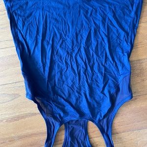 Lululemon cool racerback mesh, size 8